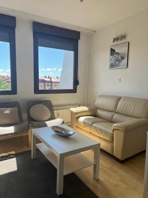 Rocco Apartment-Free Parking&Wifi Zagreb Dış mekan fotoğraf